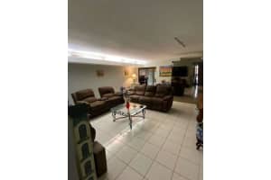 16023 Kingsmoor Way, Miami Lakes, FL 33014 - MLS#R11014899