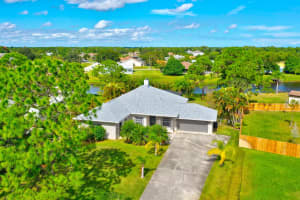 256 SW Ridgecrest Drive, Port Saint Lucie, FL 34953 - MLS#R11014904