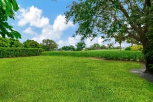 1 Park Place, Village Of Golf, FL 33436 Sold 04/16/25