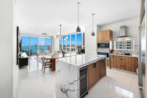2020 N Bayshore Drive 810, Miami, FL 33137 Sold 02/25/25