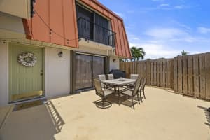 3157 Gardens East Drive D, Palm Beach Gardens, FL 33410 Sold 10/11/24
