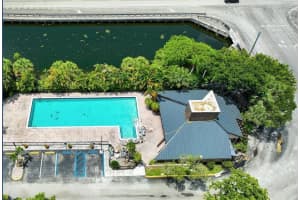 141 SW 96th Terrace 302, Plantation, FL 33324 - MLS#R11015067