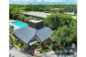 141 SW 96th Terrace 302, Plantation, FL 33324 - MLS#R11015067