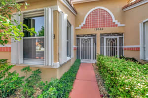 12622 Crystal Pointe Drive B, Boynton Beach, FL 33437 Sold 11/07/24