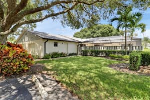 1427 Captains Walk 15, Fort Pierce, FL 34950 Sold 12/06/24