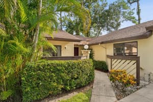 214 Thorn Apple Court, Royal Palm Beach, FL 33411 Sold 08/27/25