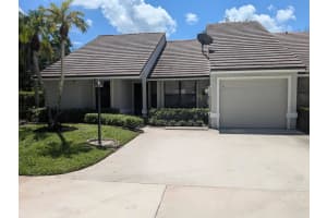 704 Lochwick Terrace 9, Palm Beach Gardens, FL 33418 Sold 09/26/24
