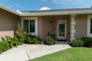 104 W Rubber Tree Drive, Lake Worth, FL 33467 Sold 03/18/25