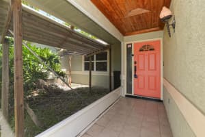 665 NW Archer Avenue, Port Saint Lucie, FL 34983 Sold 01/02/25
