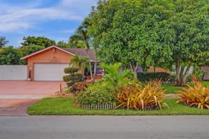 7944 Fairway Boulevard, Miramar, FL 33023 Sold 10/11/24