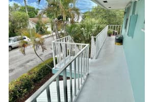 301 N L Street 202, Lake Worth Beach, FL 33460 Sold 05/12/25