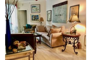 533 NE 3rd Avenue 209, Fort Lauderdale, FL 33301 Sold 01/24/25