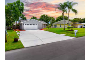 634 SE Damask Avenue, Port Saint Lucie, FL 34953 Sold 10/23/24
