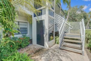 16 Southport Lane H, Boynton Beach, FL 33436 Sold 02/14/25