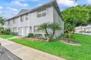 8070 SW 18th Court 4-9, Davie, FL 33324 Sold 01/10/25