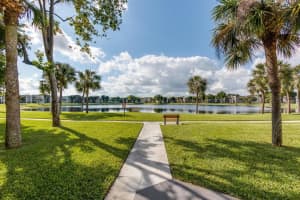 5310 Las Verdes Circle 316, Delray Beach, FL 33484 Sold 01/10/25