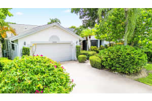 2450 Riviera Drive, Delray Beach, FL 33445 Sold 07/25/25