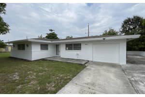 3895 Beverly Drive, Palm Springs, FL 33461 Sold 11/04/24
