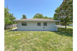 3895 Beverly Drive, Palm Springs, FL 33461 Sold 11/04/24