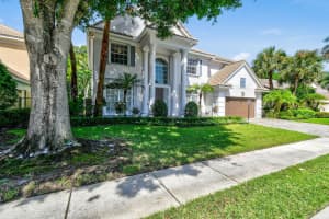 172 Satinwood Lane, Palm Beach Gardens, FL 33410 Sold 10/11/24