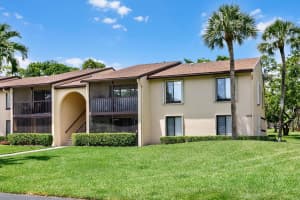 628 Sea Pine Way E2, Greenacres, FL 33415 Sold 06/23/25