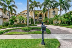 615 Hermitage Circle, Palm Beach Gardens, FL 33410 Sold 10/21/24