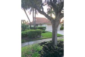 2805 Antietam Lane, West Palm Beach, FL 33409 Sold 10/15/24