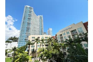 2000 N Bayshore Drive 403, Miami, FL 33137 Sold 12/23/24