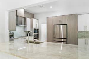 915 Parkside Circle N, Boca Raton, FL 33486 Sold 10/29/24