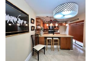 3230 32nd Way, West Palm Beach, FL 33407 Sold 10/04/24