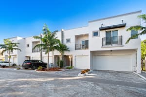 815 NE 17th Avenue 4, Fort Lauderdale, FL 33304 Sold 12/05/24