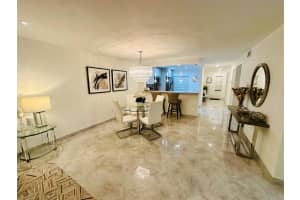 8450 Casa Del Lago C, Boca Raton, FL 33433 Sold 10/18/24