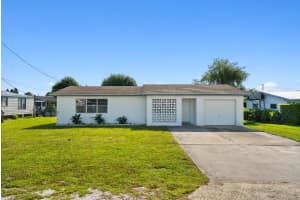 1255 Lake Drive, Okeechobee, FL 34974 Sold 12/12/24