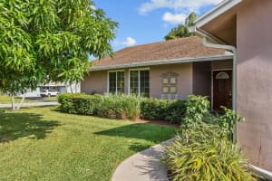 MLS# R11016396, Boca Raton, Florida 33434