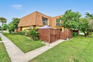 110 N Delaware Boulevard 14b, Jupiter, FL 33458 Sold 10/15/24