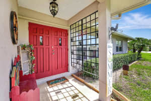 2033 SE Allamanda Drive, Port Saint Lucie, FL 34952 Sold 10/25/24