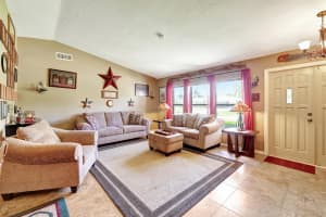 2033 SE Allamanda Drive, Port Saint Lucie, FL 34952 Sold 10/25/24