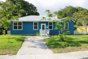 739 High Street, West Palm Beach, FL 33405 Sold 03/07/25