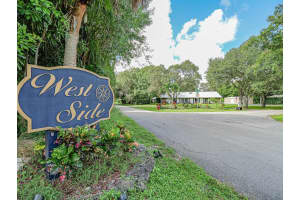 4201 5th Place SW, Vero Beach, FL 32968 Sold 03/10/25