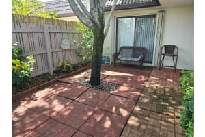 112 Lake Paula Drive, West Palm Beach, FL 33411 Sold 12/04/24