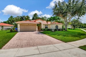 132 Chestnut Circle, Royal Palm Beach, FL 33411 Sold 10/25/24
