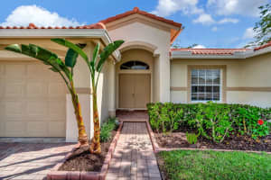 132 Chestnut Circle, Royal Palm Beach, FL 33411 Sold 10/25/24