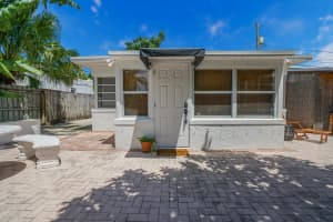 439 28th Street, West Palm Beach, FL 33407 Sold 12/27/24