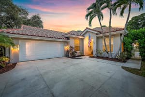 104 S Hampton Drive, Jupiter, FL 33458 Sold 10/01/24