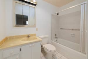 5725 Fernley Drive E 26, West Palm Beach, FL 33415 Sold 10/17/24