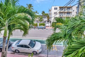 641 Espanola Way 16, Miami Beach, FL 33139 Sold 10/15/24