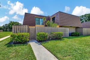 322 3rd Court, Palm Beach Gardens, FL 33410 Sold 10/15/24