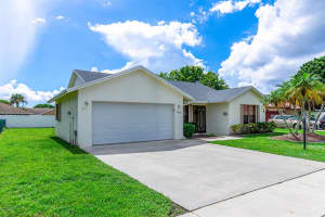 8470 Winnipesaukee Way, Lake Worth, FL 33467 Sold 10/23/24