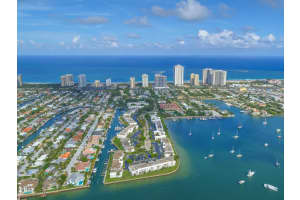 1251 Sugar Sands Boulevard 123, Riviera Beach, FL 33404 Sold 04/30/25