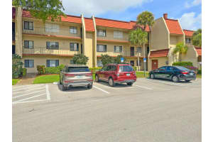 4483 Luxemburg Court 106, Lake Worth, FL 33467 Sold 11/01/24
